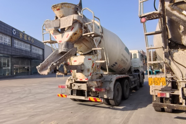徐州市出售转让二手不详小时2021年徐工G4805D搅拌运输车