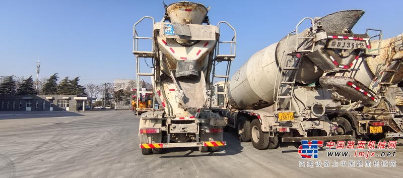 徐州市出售转让二手不详小时2021年徐工G4805D搅拌运输车