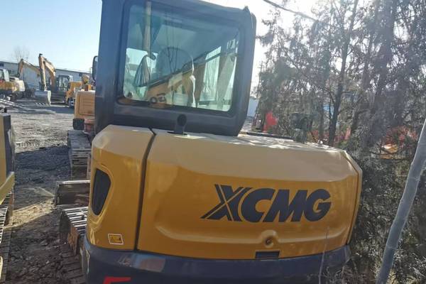 徐州市出售转让二手不详小时2023年徐工XE60GA挖掘机