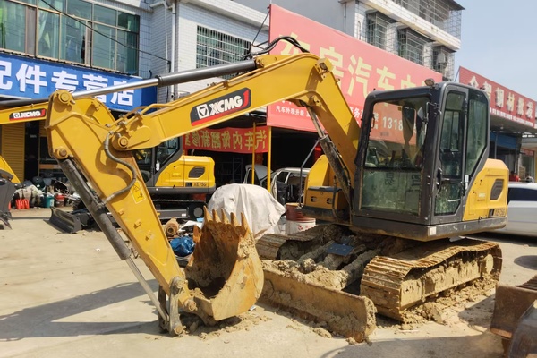 徐州市出售转让二手不详小时2023年徐工XE75G挖掘机