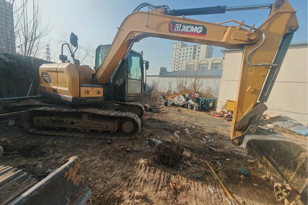 徐州市出售转让二手不详小时2024年徐工XE75G挖掘机