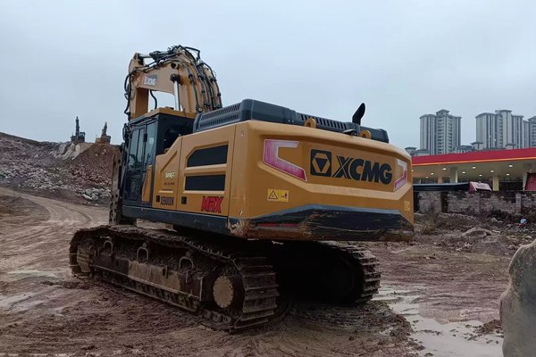 徐州市出售转让二手不详小时2020年徐工XE600DK挖掘机