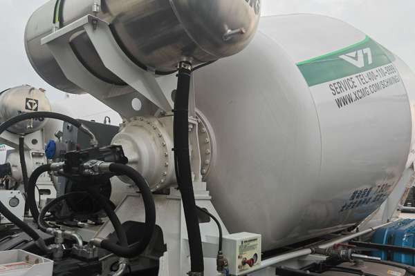 徐州市出售转让二手不详小时2023年徐工G4804BII搅拌运输车