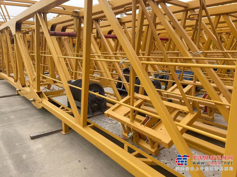徐州市出售转让二手不详小时2024年徐工XGT7528A-18S1塔式起重机