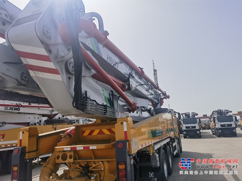 徐州市出售转让二手不详小时2022年徐工HB62V泵车