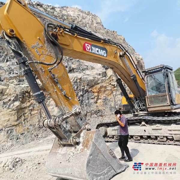徐州市出售转让二手不详小时2020年徐工XE400DK挖掘机