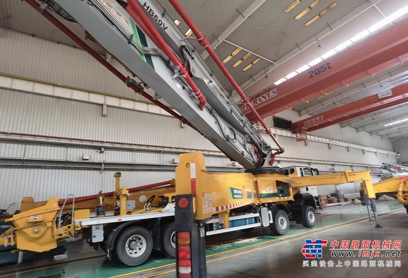 徐州市出售转让二手不详小时2022年徐工HB60V泵车