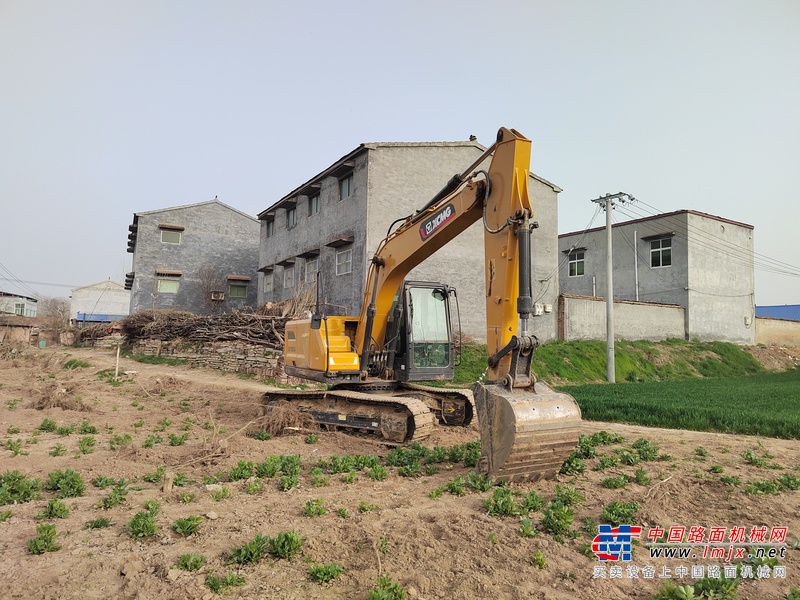 徐州市出售转让二手不详小时2024年徐工XE135GA挖掘机