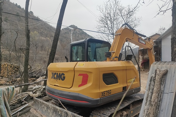 徐州市出售转让二手不详小时2023年徐工XE75G挖掘机