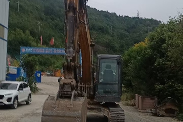 徐州市出售转让二手不详小时2022年徐工XE135D挖掘机