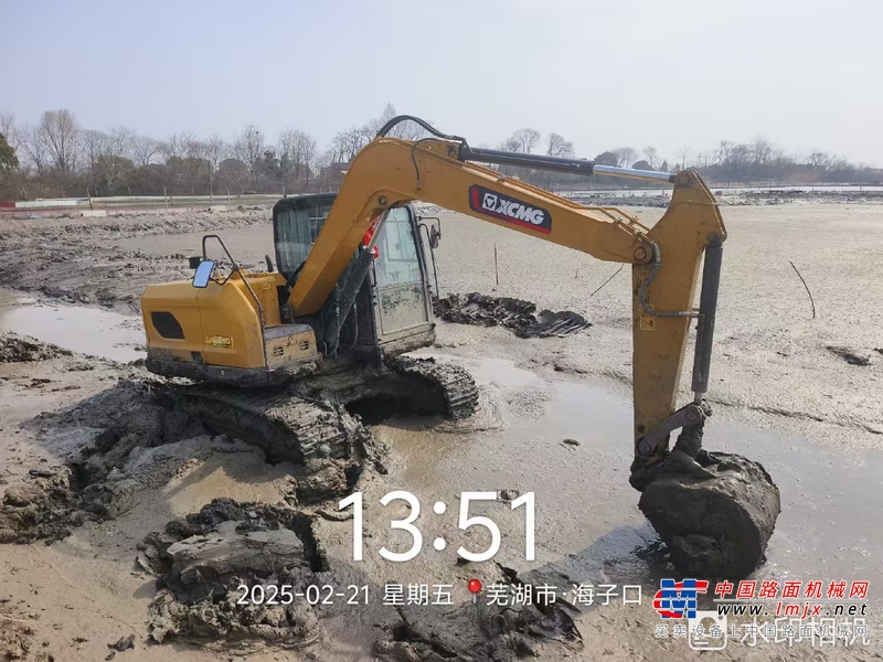 徐州市出售转让二手不详小时2023年徐工XE75GA挖掘机