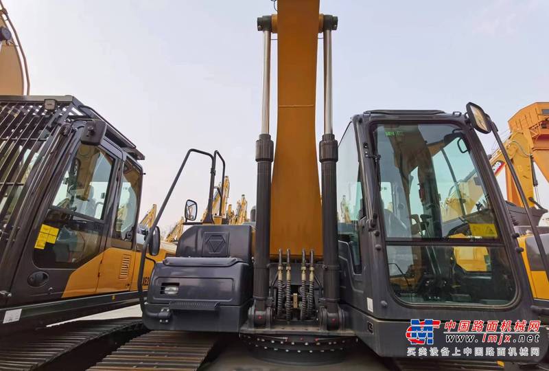 徐州市出售转让二手不详小时2021年徐工XE215DA挖掘机