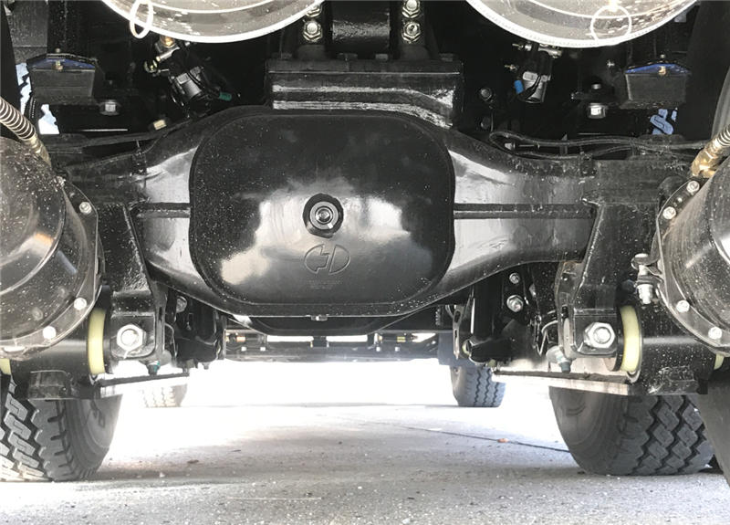 三一STC250T5-1汽車起重機沖焊加強型雙減橋