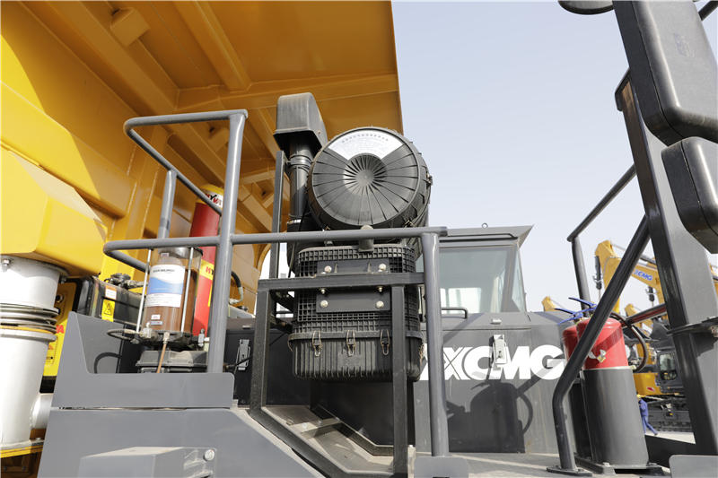 【多图】徐工XDM80机械传动自卸车油浴式空滤细节图_高清图