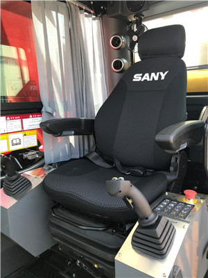 【多图】【720° VR Display】Sany SCC1100A Crawler CraneComfortable seat细节图_高清图