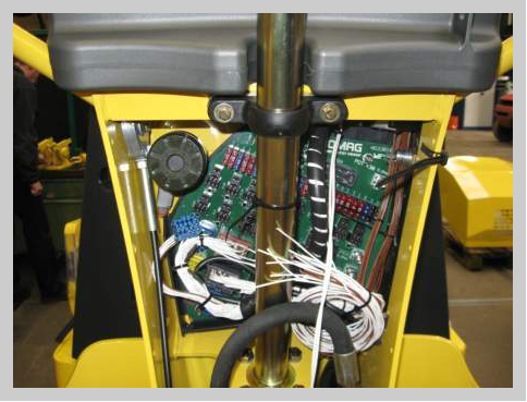 【多图】宝马格 BW120AD-5压路机电气系统细节图_高清图