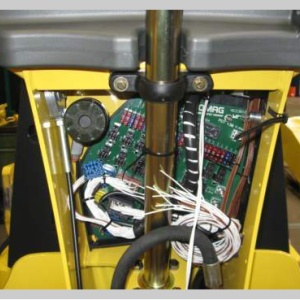 【多图】宝马格 BW120AD-5压路机电气系统细节图_高清图