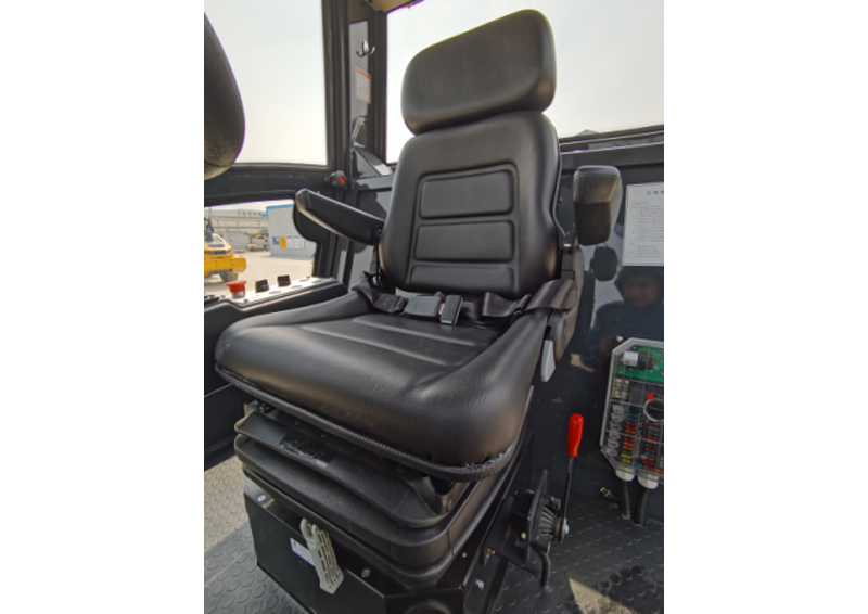 【多图】柳工CLG6622E单钢轮压路机悬浮座椅细节图_高清图