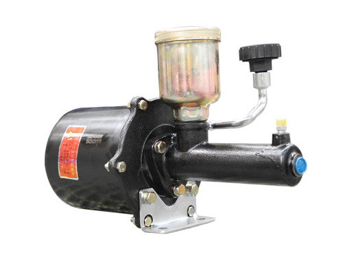 【安全的制动系统】1.特制加力泵；2.四级除水设计。