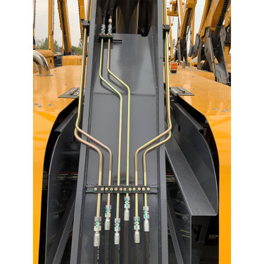 【輸送係統】非運動部位主要采用硬管布置，管線可靠性高。