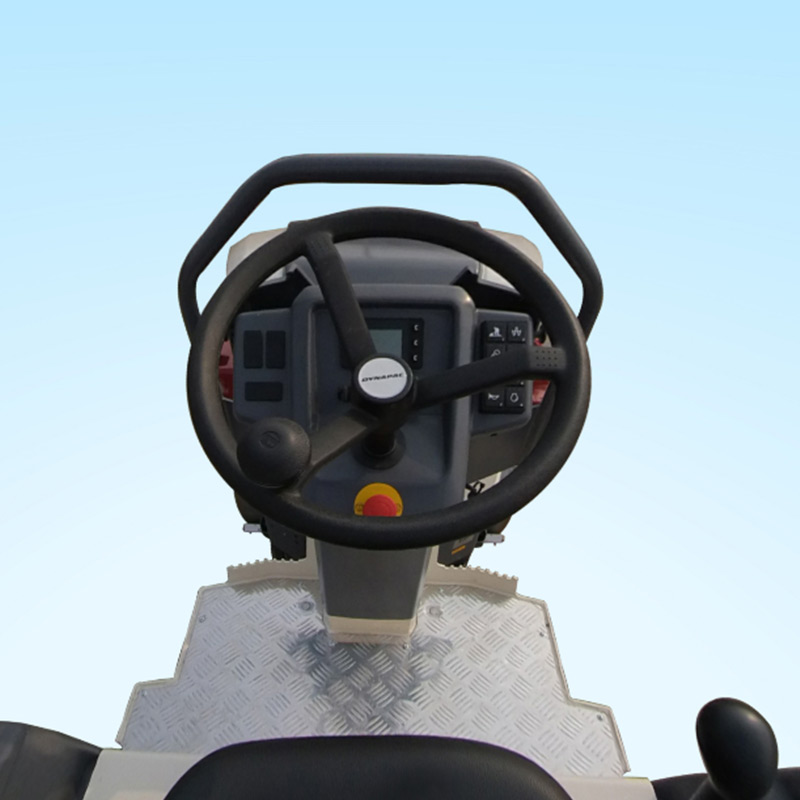 戴纳派克 CC1200VI系列 小型钢轮压路机驾驶室