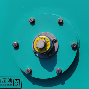 【多图】宇龙YL128W系列轮式挖掘机液压油箱呼吸阀细节图_高清图