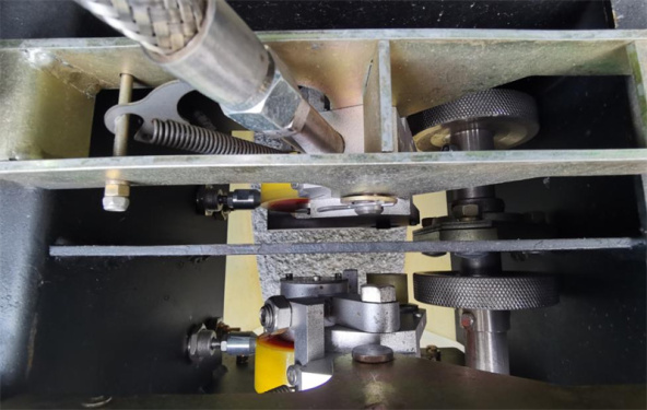 【纤维切割器】切割器的主动轮与从动轮的啮合面积大，传动效率大大提高，纤维切割器可整体拆卸，维修更换方便。
