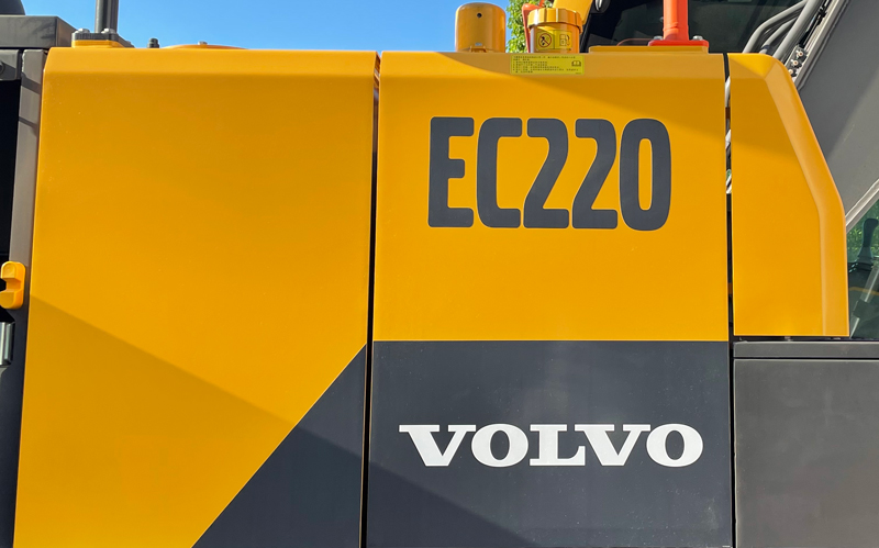 【多图】【VR全景展示】沃尔沃EC220挖掘机燃油箱细节图_高清图