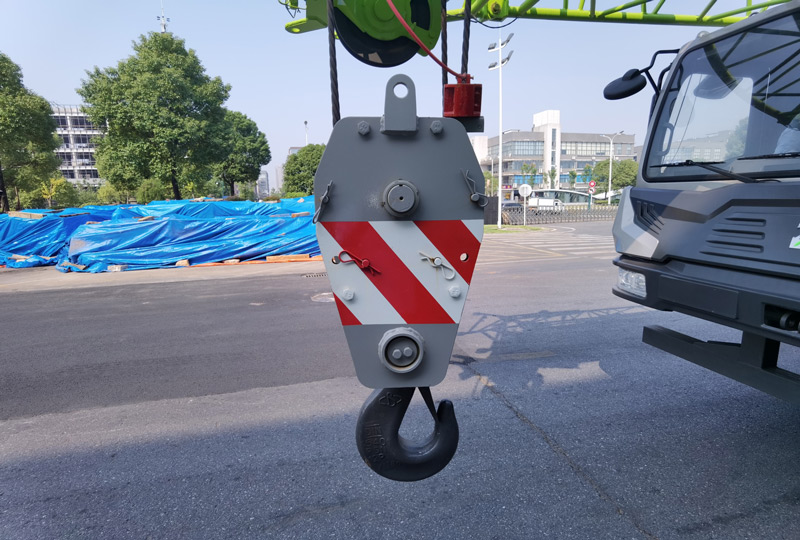 【VR全景展示】中联重科ZTC250H汽车起重机吊钩