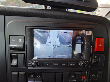 【多图】【VR全景展示】中联重汽N系搅拌车7英寸高清中控屏细节图_高清图