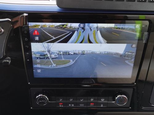 【10寸高清中控屏】10寸高清中控屏，前後左右360環視係統，視野開闊，行駛更安全。