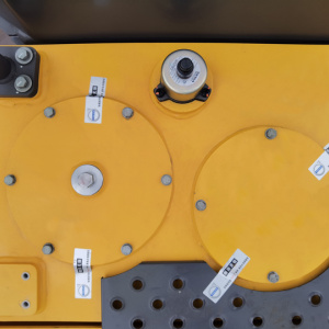 【多图】【VR全景展示】沃尔沃EC400挖掘机液压油箱细节图_高清图
