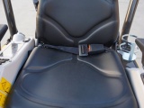 【防水座椅】耐用性防水座椅，確保座椅在長期暴露於風吹日曬的條件下不易老化，標配安全帶。