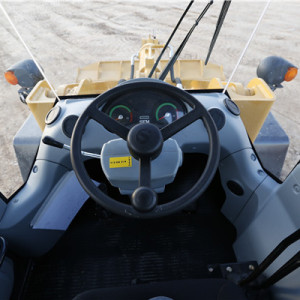 【多图】山工机械SEM653D装载机舒适驾驶细节图_高清图
