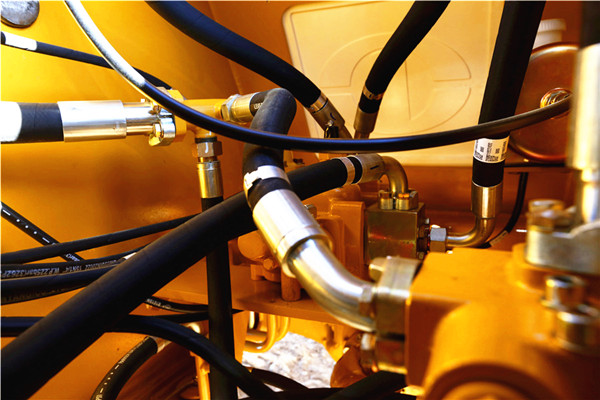 【多图】山工机械SEM663D装载机液压系统细节图_高清图