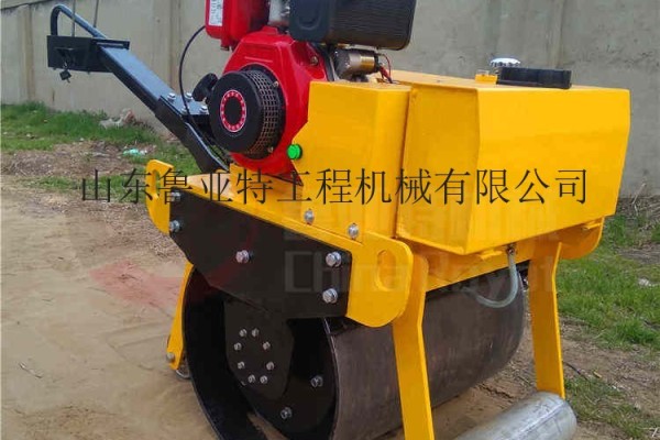 供应鲁亚特小型压路机手扶式单钢轮草坪压实机 振动压路机