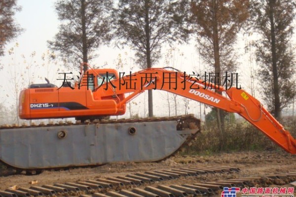 湿地挖掘机出租水陆挖泥船 改装13141114354