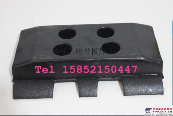 沃尔沃ABG6820摊铺机履带板技术高超可靠实用