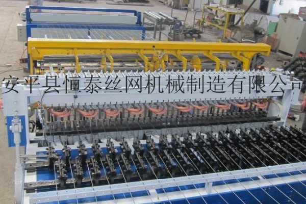供应地暖网片排焊机器全自动舒乐板焊网机厂家
