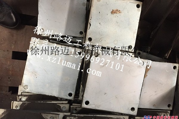 供应沃尔沃DD130摊铺机其它配套件
