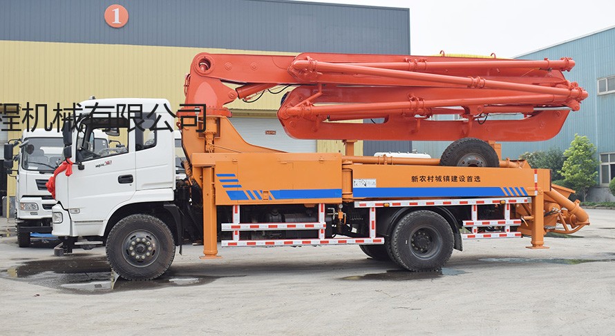 山东厂家供应36米混凝土泵车 泵车价格 42米泵车价格