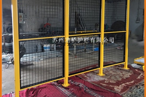 武汉高质量机器人安全防护栏 工业机器人安全防护网 龙桥护栏专业制造