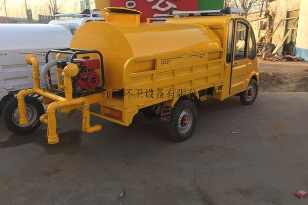 供應(yīng)電動(dòng)小型灑水車 電動(dòng)霧炮灑水車