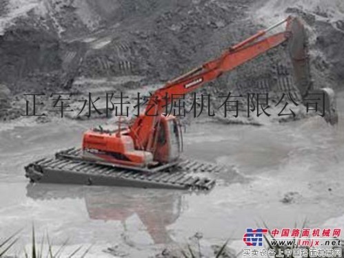 出租卡特品牌滄州濕地河道清淤挖機131 41114354