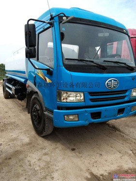 厂家直销各种吨位洒水车 品牌多 质量好 欢迎来电咨询