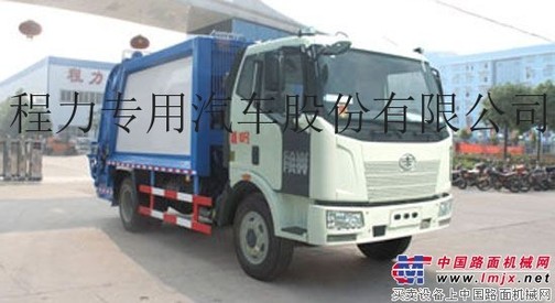解放压缩式垃圾车
