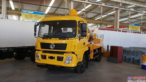 东风24米高空作业车