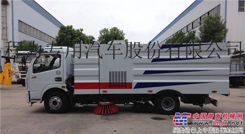东风多利卡8吨洗扫车