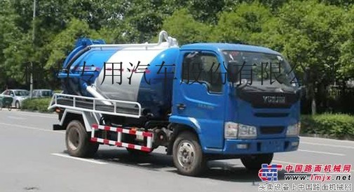 跃进吸污车