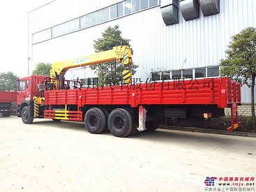东风神宇12吨随车吊